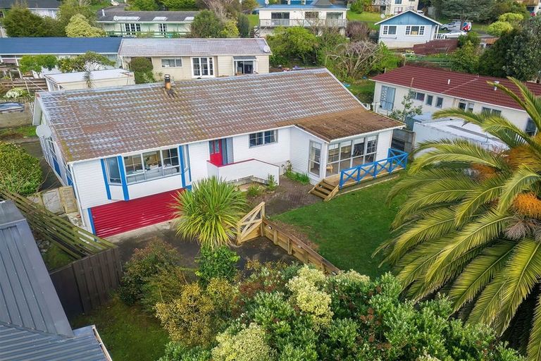 Photo of property in 27 Hicks Close, Whitby, Porirua, 5024