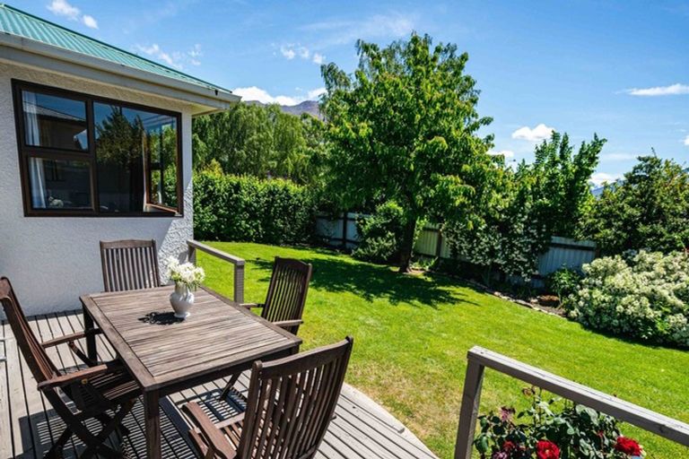 Photo of property in 65 Helwick Street, Wanaka, 9305