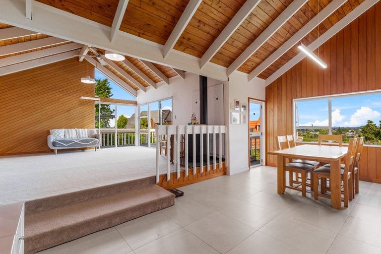 Photo of property in 177 West Harbour Drive, West Harbour, Auckland, 0618