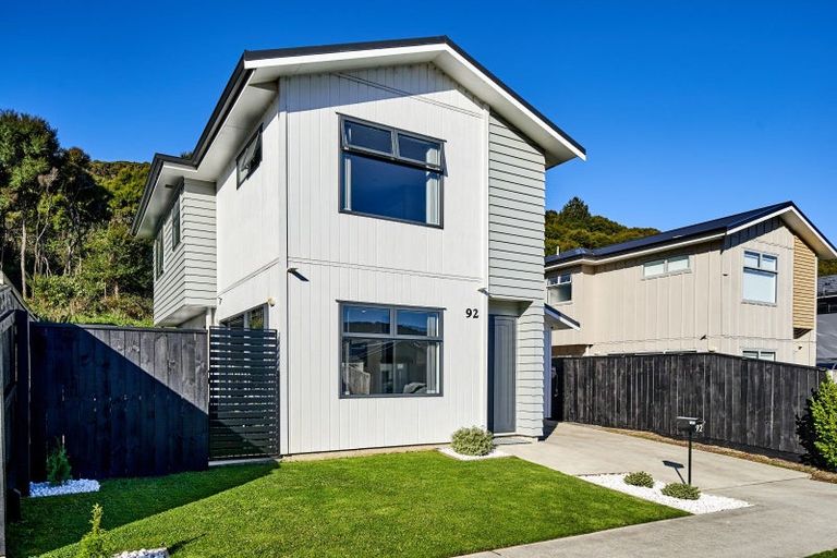 Photo of property in 92 Meremere Street, Wainuiomata, Lower Hutt, 5014