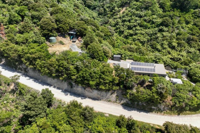 Photo of property in 180 Totaranui Road, Wainui Bay, Takaka, 7183
