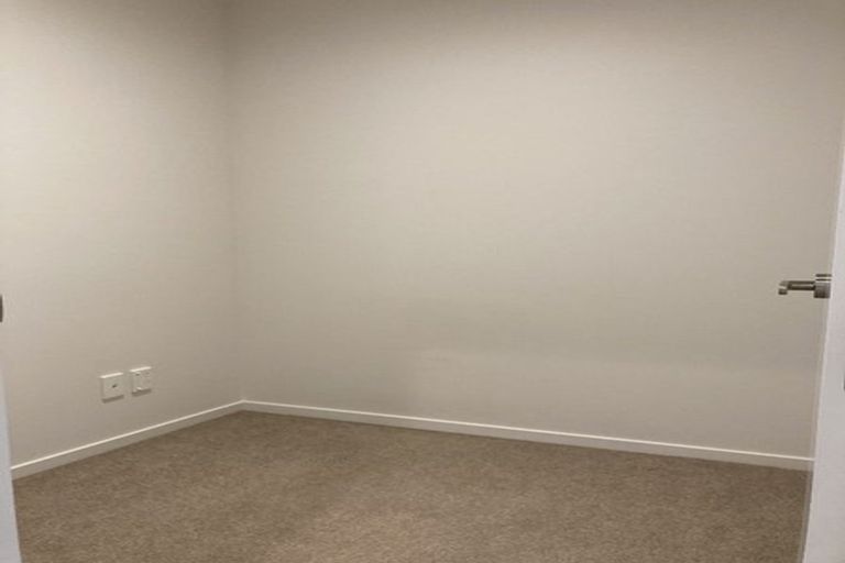 Photo of property in Rf202b, 13/18 Hewlett Road, Massey, Auckland, 0614