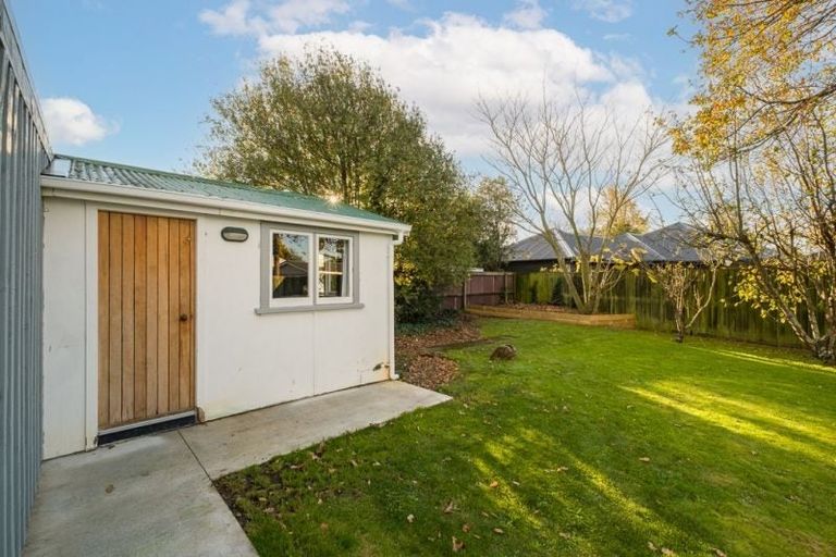 Photo of property in 12 Bainton Street, Bishopdale, Christchurch, 8053