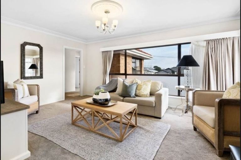 Photo of property in 16 Esperanto Road, Papatoetoe, Auckland, 2025