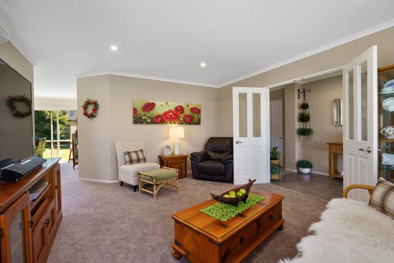 Photo of property in 16 Honiss Place, Cambridge, 3434