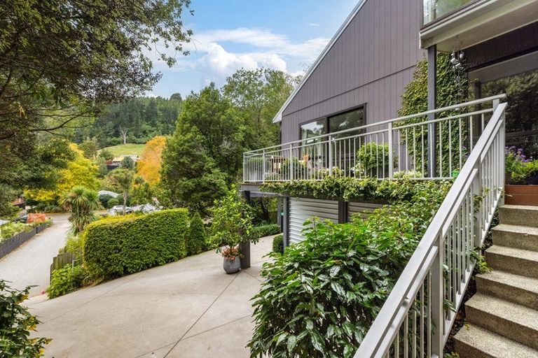 Photo of property in 102 Bowenvale Avenue, Cashmere, Christchurch, 8022