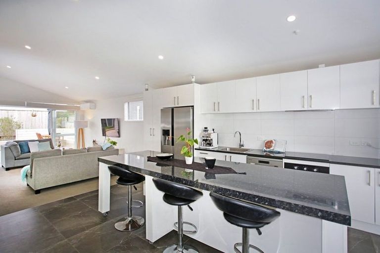 Photo of property in 18 Park Chester Road, Pukekohe, 2120