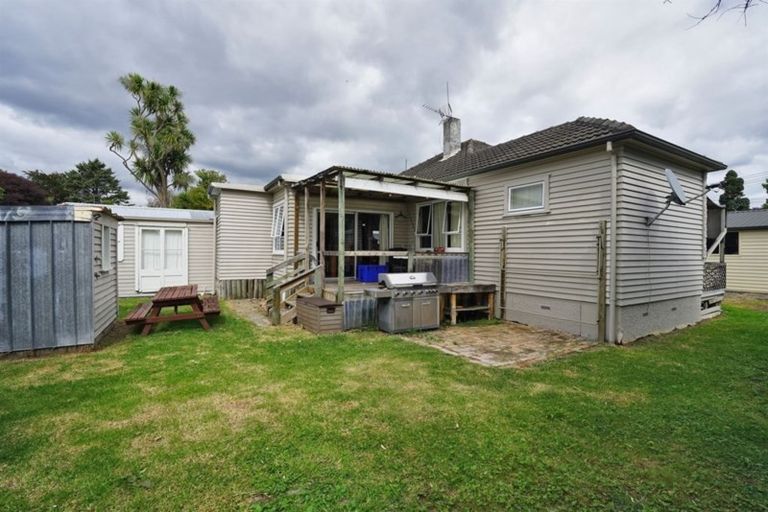 Photo of property in 2 Casey Avenue, Fairfield, Hamilton, 3214