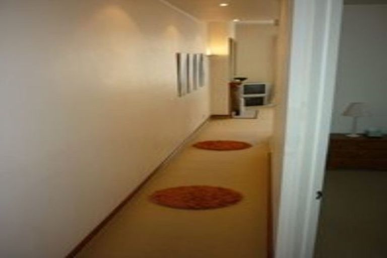 Photo of property in 37u5 Majoribanks Street, Mount Victoria, Wellington, 6011