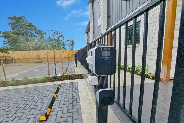 Photo of property in 7/61 Matipo Road, Te Atatu Peninsula, Auckland, 0610