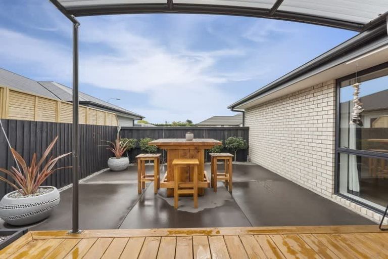 Photo of property in 4 Fearne Drive, Woodend, 7610