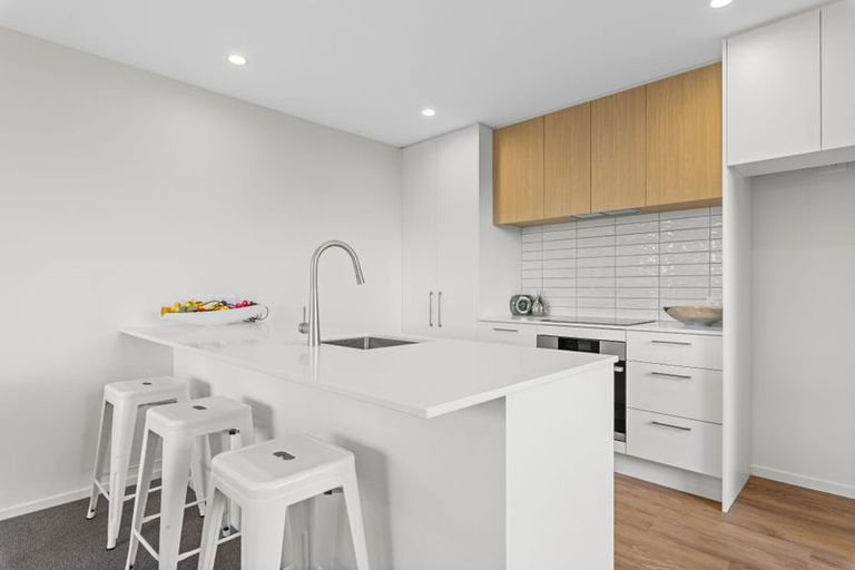 Photo of property in 3 Tieke Lane, Halswell, 8025