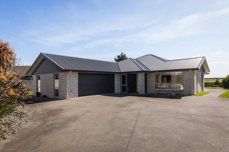 Photo of property in 8 Wakatere Place, Thames, 3500