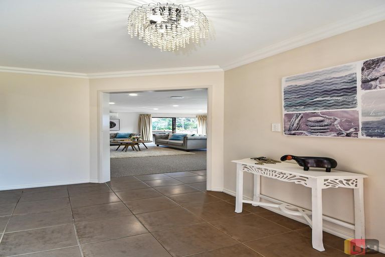 Photo of property in 72a Prospect Terrace, Pukekohe, 2120