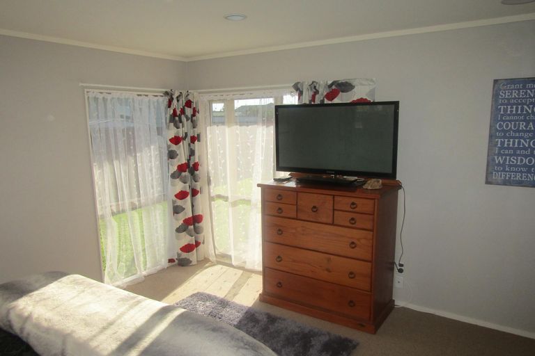 Photo of property in 19 Edgewater Grove, Whakatane, 3120