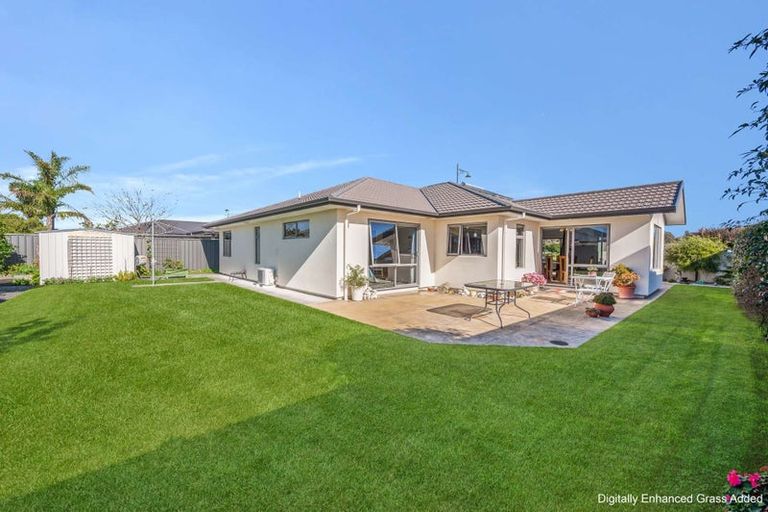 Photo of property in 76 Orotu Drive, Poraiti, Napier, 4112