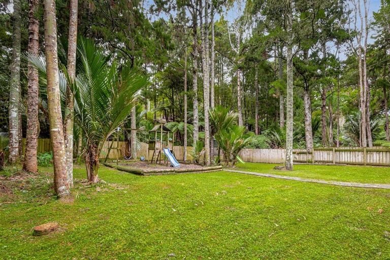 Photo of property in 307 Huia Road, Titirangi, Auckland, 0604