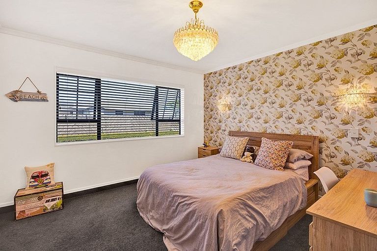 Photo of property in 74 Rata Street, Hawera, 4610