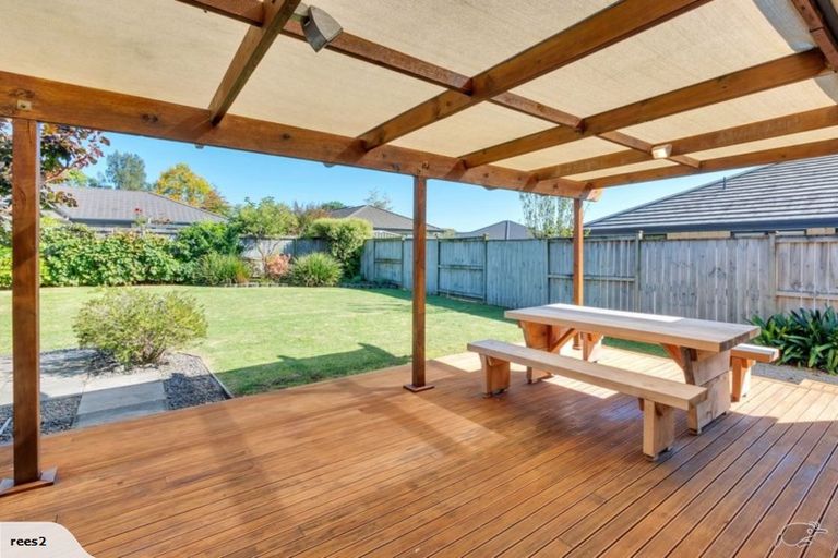 Photo of property in 220 Harbourside Drive, Karaka, Papakura, 2113
