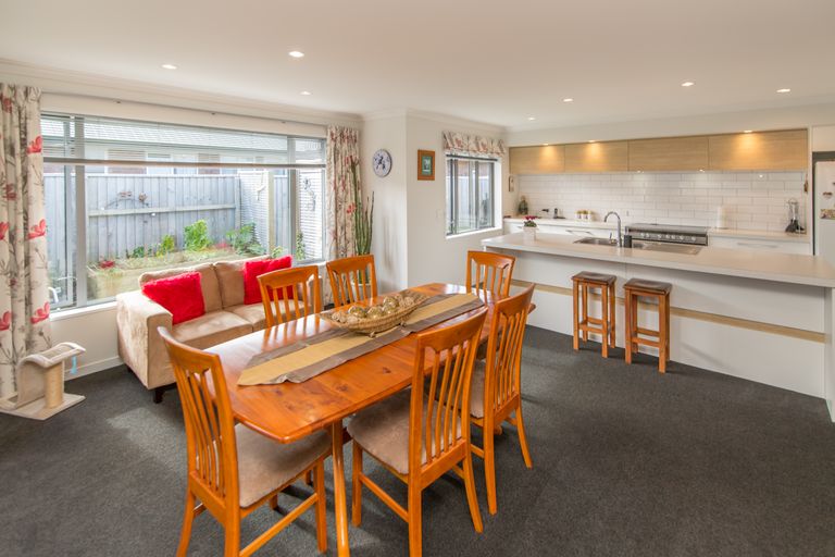 Photo of property in 2 Jordan Street, Kaiapoi, 7630