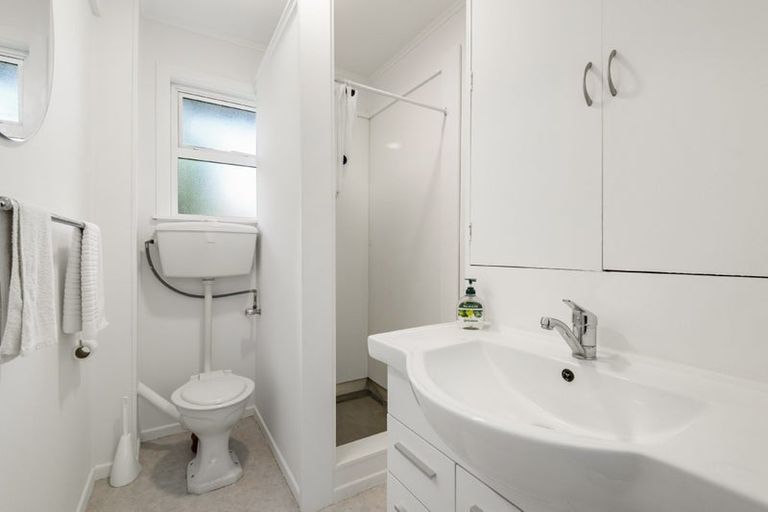 Photo of property in 6/93 Vauxhall Road, Devonport, Auckland, 0624