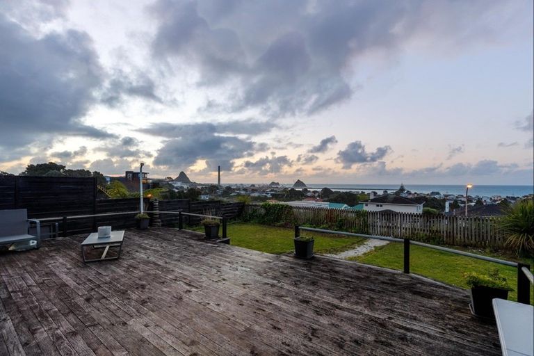 Photo of property in 419 Devon Street West, Lynmouth, New Plymouth, 4310