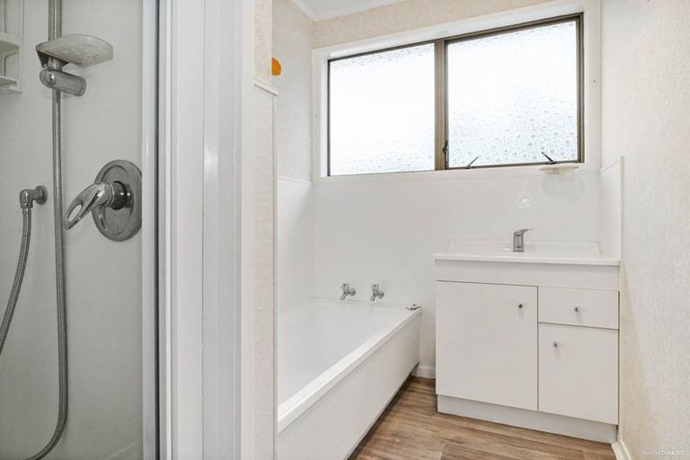 Photo of property in 10 Noble Street, Waiuku, 2123