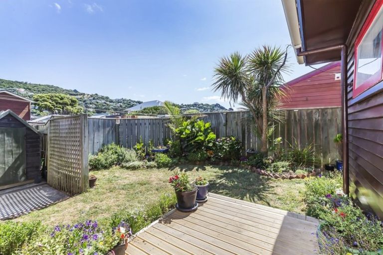 Photo of property in 48f1 Lyall Parade, Lyall Bay, Wellington, 6022