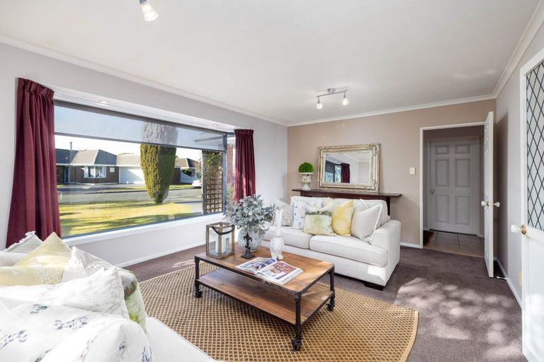 Photo of property in 8 Mull Place, Broomfield, Christchurch, 8042