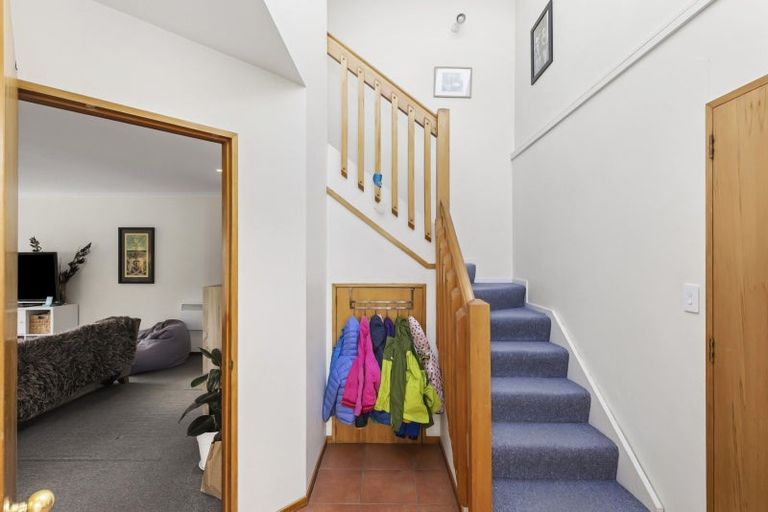 Photo of property in 42 Meadowstone Drive, Wanaka, 9305