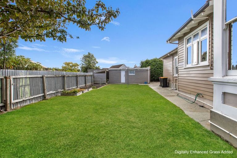 Photo of property in 36 Railway Esplanade, East Gore, Gore, 9710