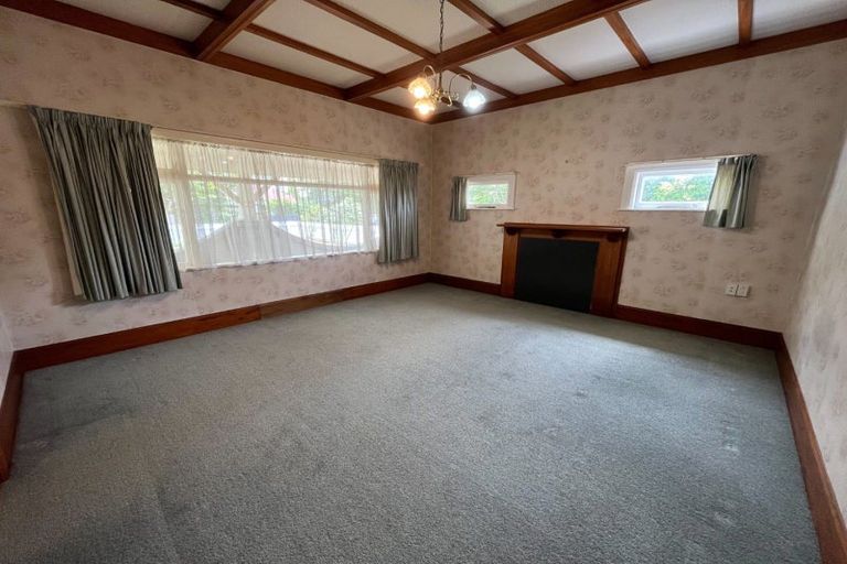 Photo of property in 23 Langston Avenue, Palmerston North, 4414