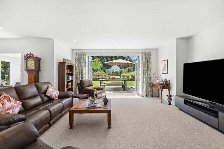 Photo of property in 120 Patons Rock Road, Patons Rock, Takaka, 7182