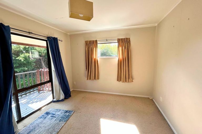 Photo of property in 2/40 Savoy Road, Glen Eden, Auckland, 0602