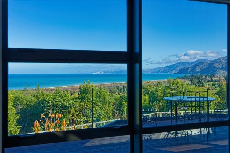 Photo of property in 8 Ingles Drive, Kaikoura Flat, Kaikoura, 7371