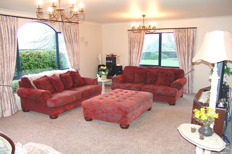 Photo of property in 121 Leger Grove, Te Awamutu, 3875