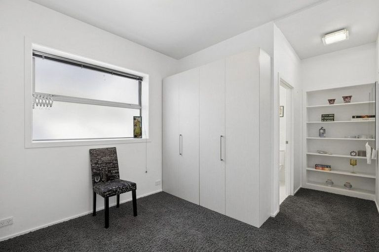 Photo of property in 8a Doon Street, Vauxhall, Dunedin, 9013