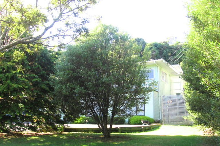 Photo of property in 122b Middleton Road, Churton Park, Wellington, 6037