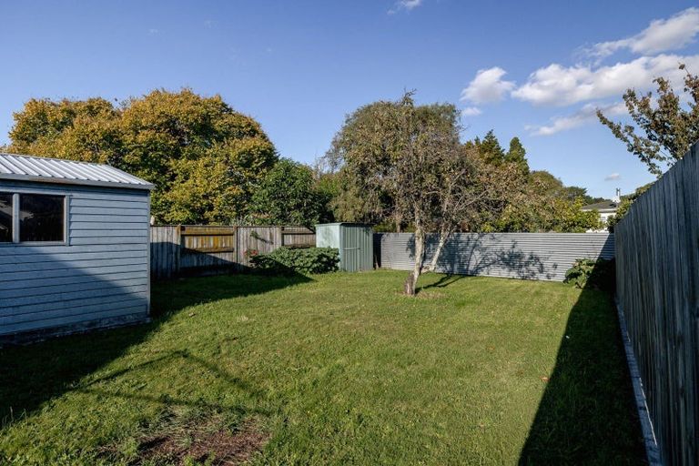 Photo of property in 27 Savage Crescent, West End, Palmerston North, 4412