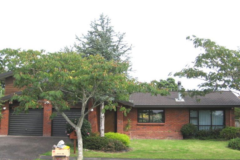 Photo of property in 16 Septimus Place, Henderson, Auckland, 0612