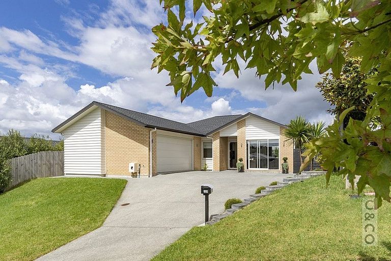 Photo of property in 14 Dinning Road, Riverhead, 0820