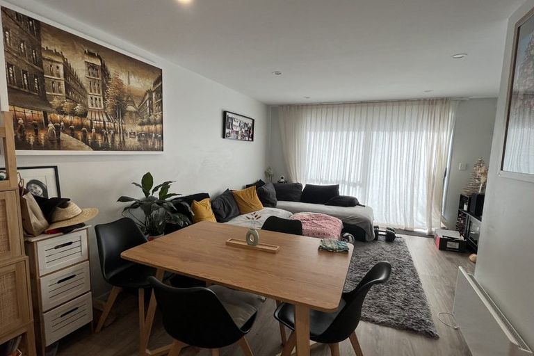 Photo of property in 52 Ivy Nola Way, Henderson, Auckland, 0612