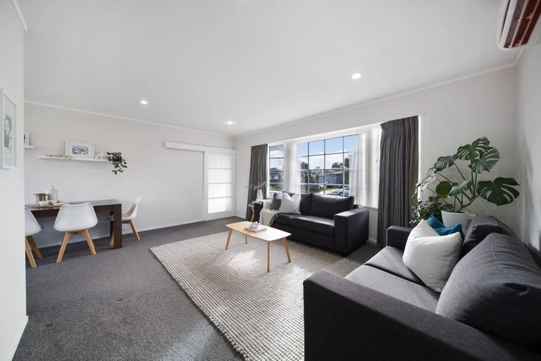 Photo of property in 71 Walworth Avenue, Pakuranga Heights, Auckland, 2010