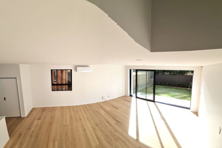 Photo of property in 16b Inglis Street, Seatoun, Wellington, 6022