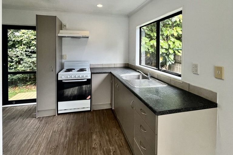 Photo of property in 56 Christmas Road, Manurewa, Auckland, 2102