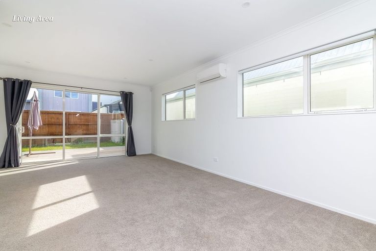 Photo of property in 10 Torea Tai Road, Hobsonville, Auckland, 0616
