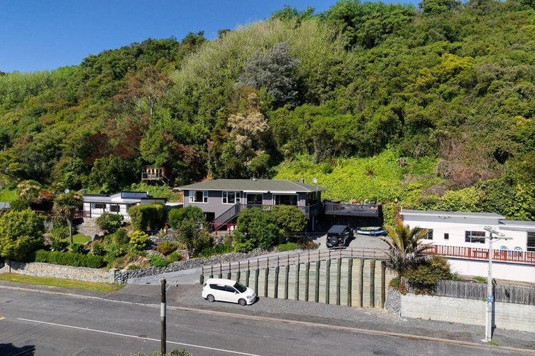 Photo of property in 162 Torquay Street, Kaikoura, 7300