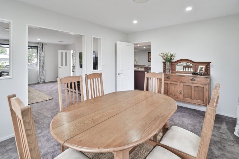 Photo of property in 95 Ferry Road, Clive, 4102