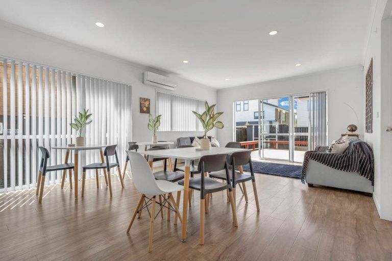 Photo of property in 3 Cloghfin Place, Flat Bush, Auckland, 2019