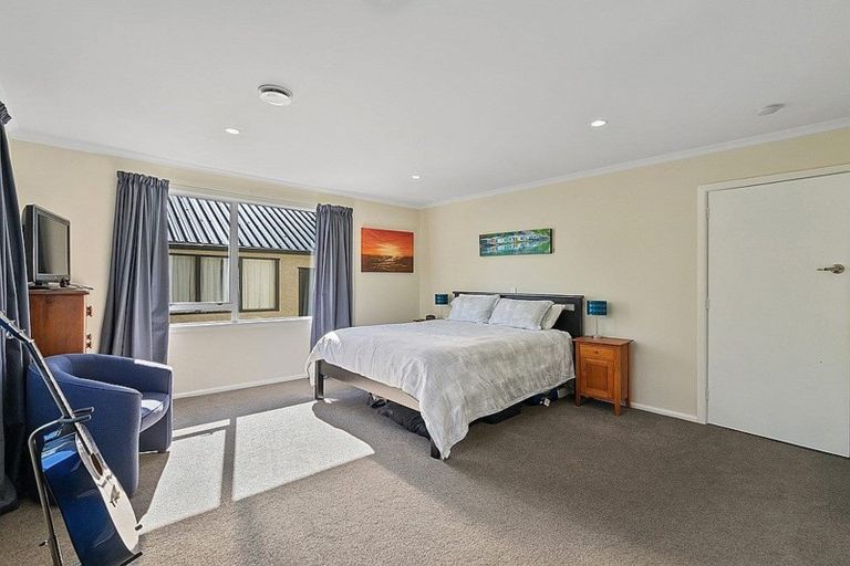 Photo of property in 60 Hounslow Street, Ilam, Christchurch, 8041